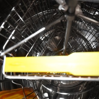 Mézkivonó Mellarius MaxiLine 3 keretes kézi nagy forgatókarral P40